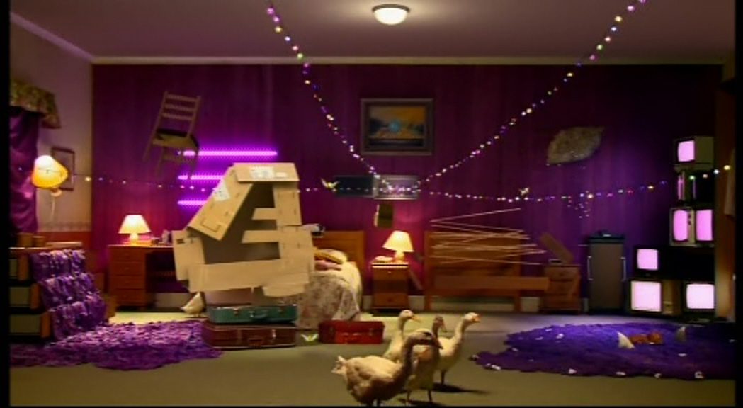 E4: 2007 Idents & Presentation